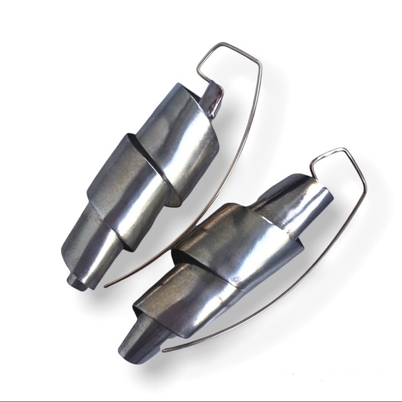 Spiral geometric architectural Roma Earrings - Picture 3 of 11